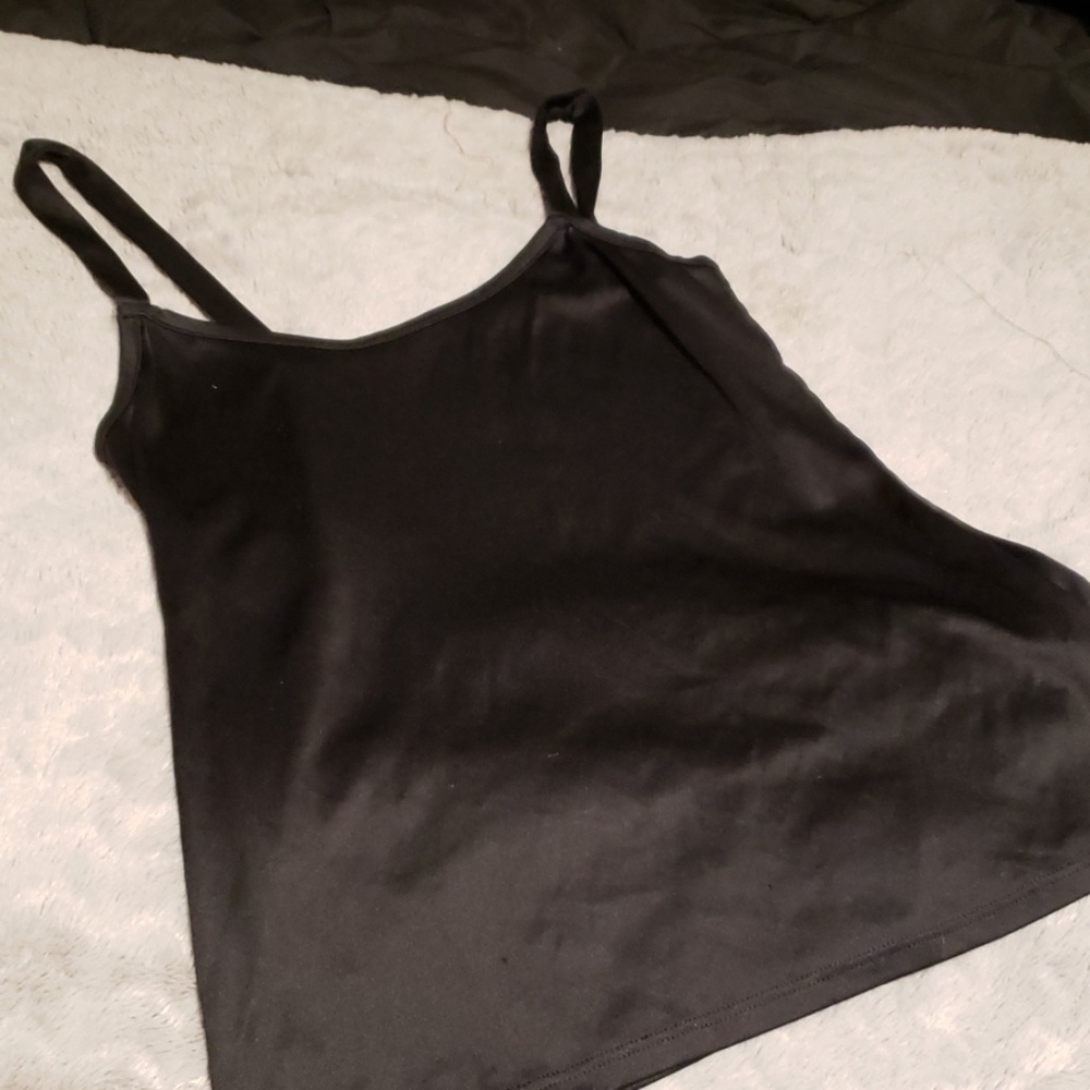 Black silky tank top!